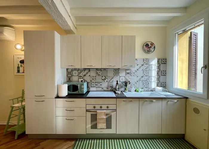 Buro Nel Borgo Apartment *