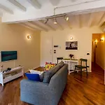 Appartement Buro Nel Borgo *