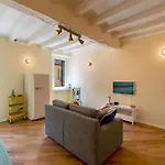 Apartamento Burò Nel Borgo Parma