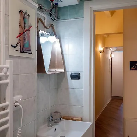 Buro Nel Borgo Парма