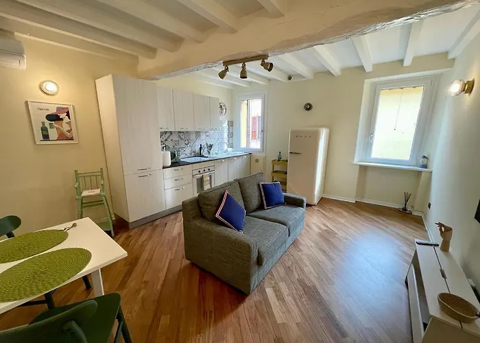 Burò Nel Borgo * Parma